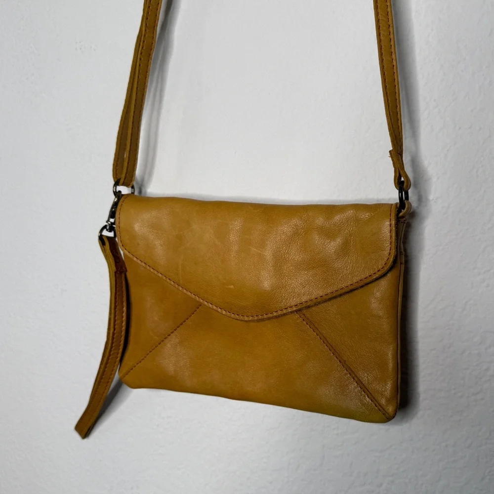 Gusti Leder Studio Yellow Leather Crossbody Bag Distressed Magnetic Closure